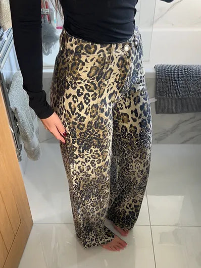 Leandra | Leopard Diamanté Schlagjeans