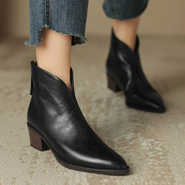 Elegante Stiefeletten mit kleinem Absatz