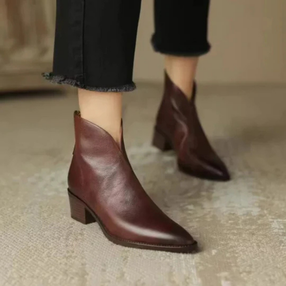 Elegante Stiefeletten mit kleinem Absatz