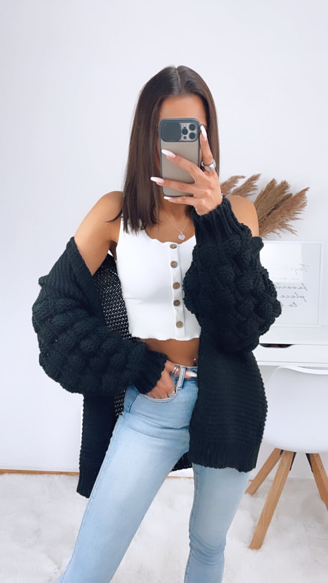 Cardigan mit Pompom Ärmel kurz